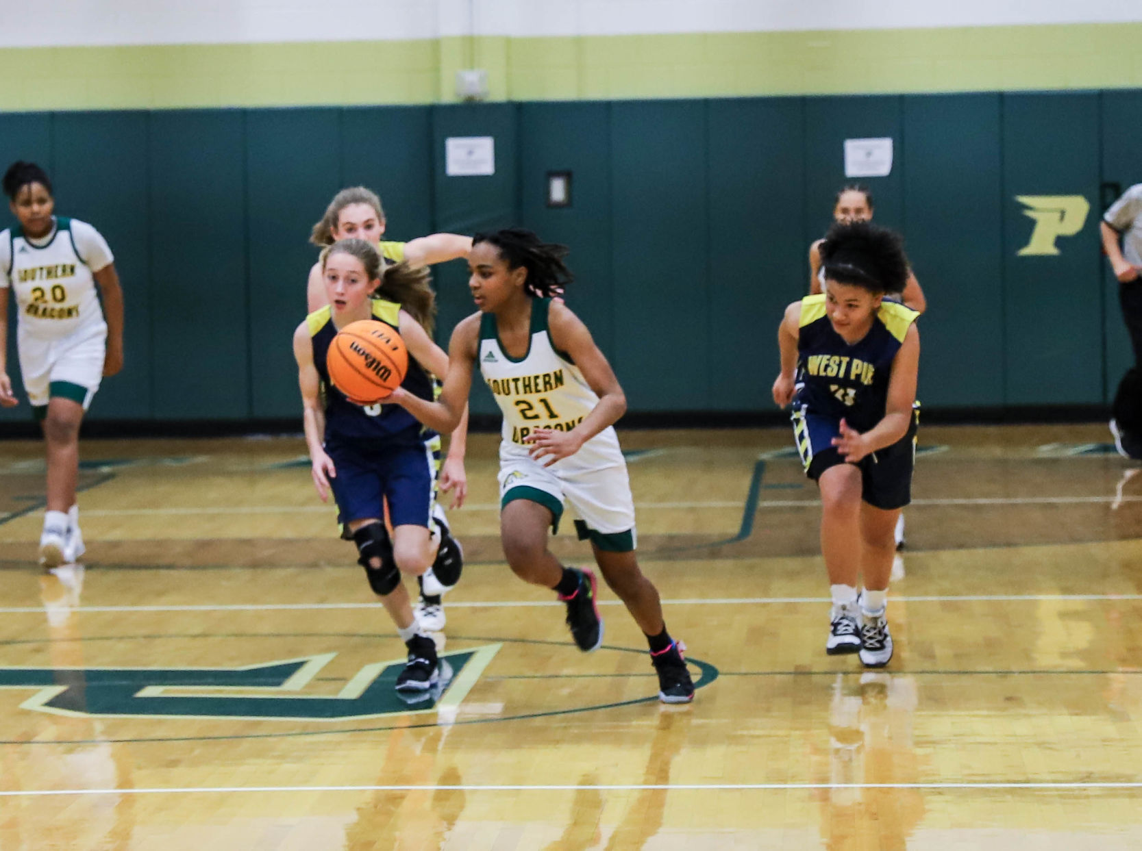 Southern Middle Girls Win-16.jpg
